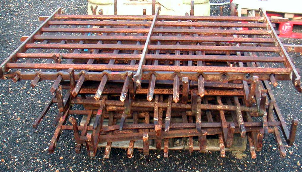 Protective grille from castle in Laon-6