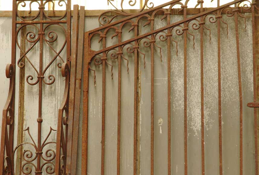 Wrought iron 19th century main gate -3