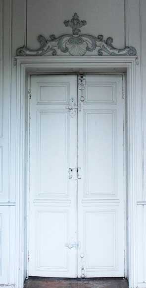 Paneled room and rare parquet flooring from the 18th century-0