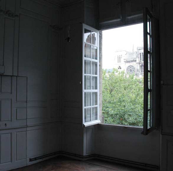 Paneled room and rare parquet flooring from the 18th century-7