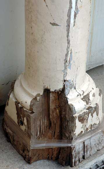 Pair of 18th century wood columns-5