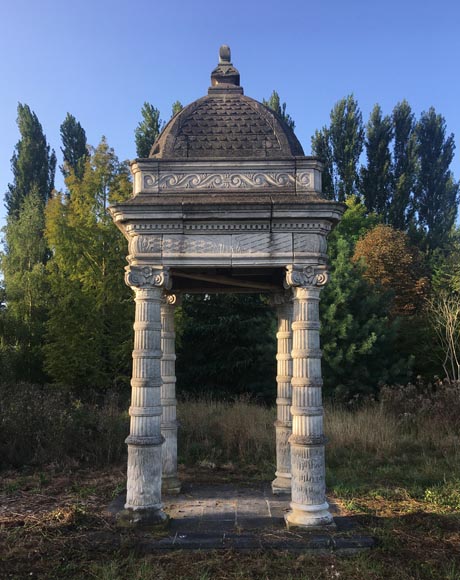 Monumental carved stone 