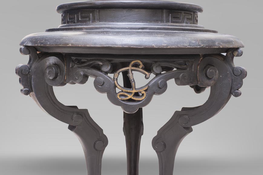 Capitain-Gény foundry, Bronze burnished cast iron vase on a tripod, circa 1892-6