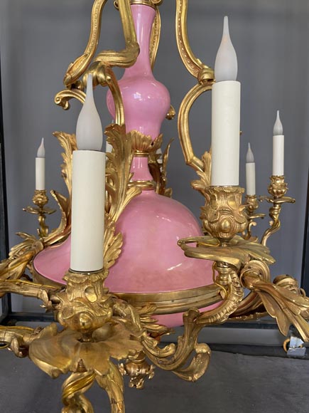 Pair of gilt bronze and blue and pink porcelain chandeliers dating from the Napoleon III reign Pair of gilt bronze and blue and pink porcelain chandeliers dating from the Napoleon III reign-4