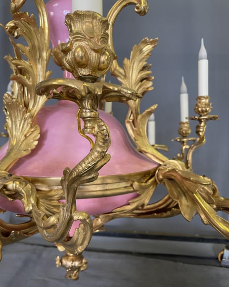 Pair of gilt bronze and blue and pink porcelain chandeliers dating from the Napoleon III reign Pair of gilt bronze and blue and pink porcelain chandeliers dating from the Napoleon III reign-5