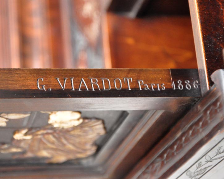 Gabriel VIARDOT, Desk with a Buddhist monk, signed and dated 1886-5