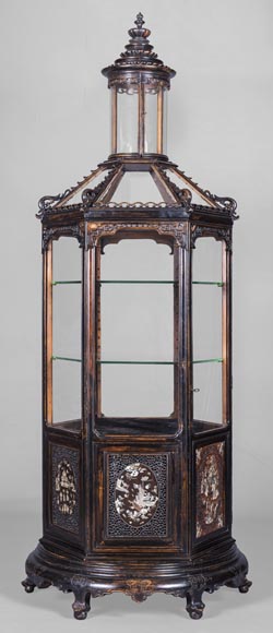 Display cabinet of Far Eastern inspiration, hexagonal form-0