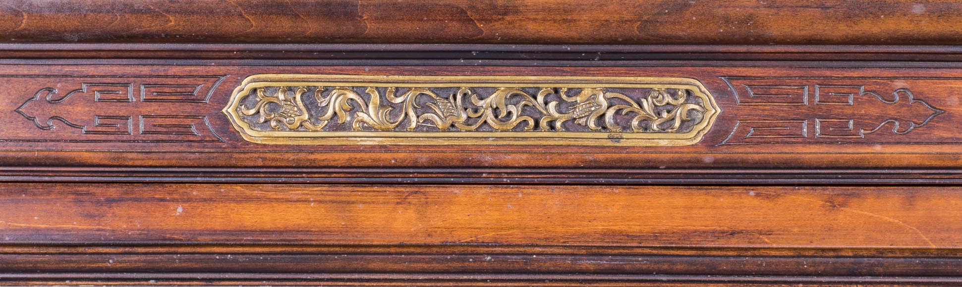 Display cabinet with Far Eastern decoration in the style of Gabriel Viardot (1830-1906)-2