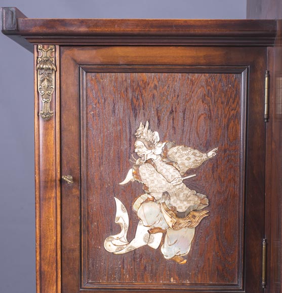 Gabriel VIARDOT (1830-1906) - Large Japanese cabinet with Foo dog-11