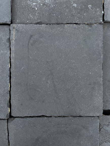 Lot of approximately 14 m² of antique Belgian bluestone floor tiles Lot of approximately 14 m² of antique Belgian bluestone floor tiles-1