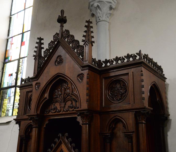 Group of four Neo-Gothic style confessionals in oak-6