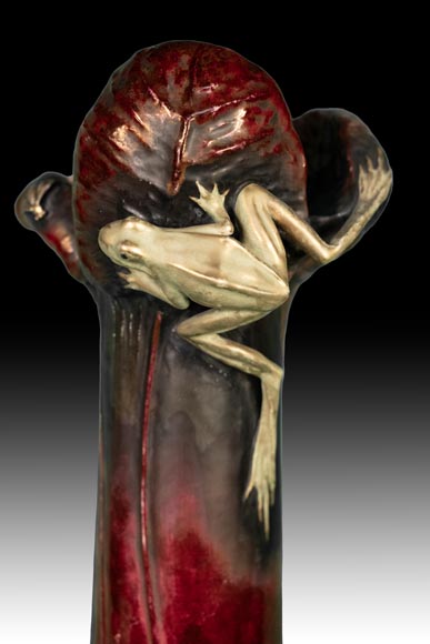 Eduard Stellmacher for Amphora, Frog Vase, circa 1900-1