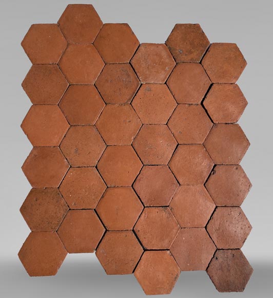 Lot of around 10.5 m² of antique hexagonal terracotta tiles, 19th century-0