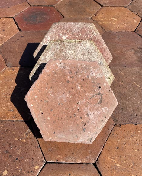 Lot of 5 m² of antique hexagonal terracotta tiles, 19th century-2