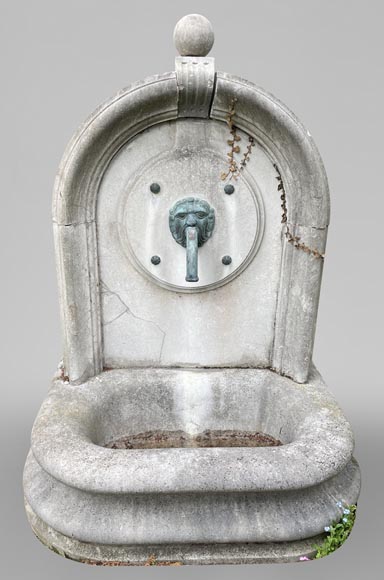 Large exterior fountain in marble stone, late 19th century-0