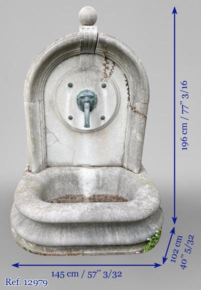 Large exterior fountain in marble stone, late 19th century-6