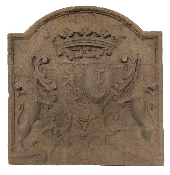 Cast iron fireback with the wedding coat of arms of Joseph-François de Montecler et Hyacinthe Menon de Turbilly, 17th century-0