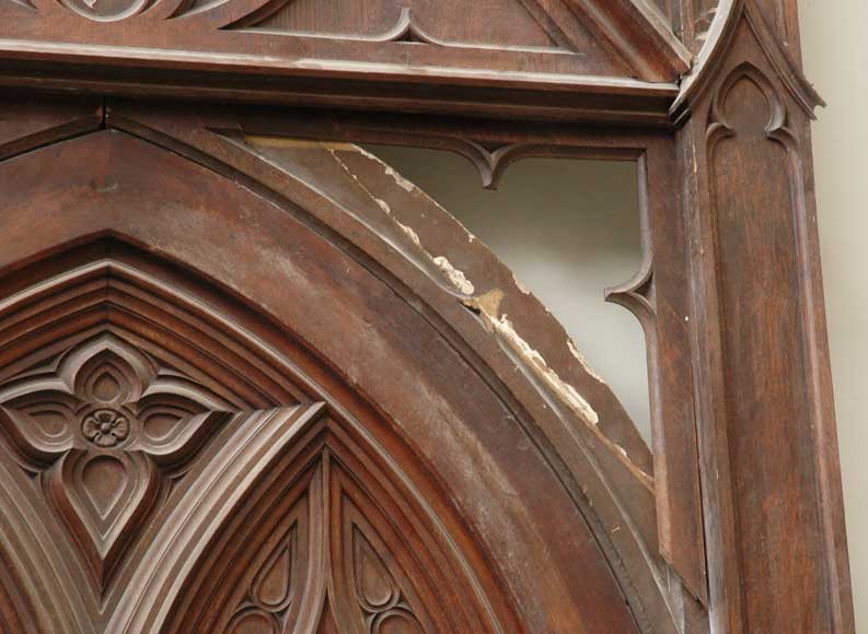 Neo-Gothic oak and walnut door -4