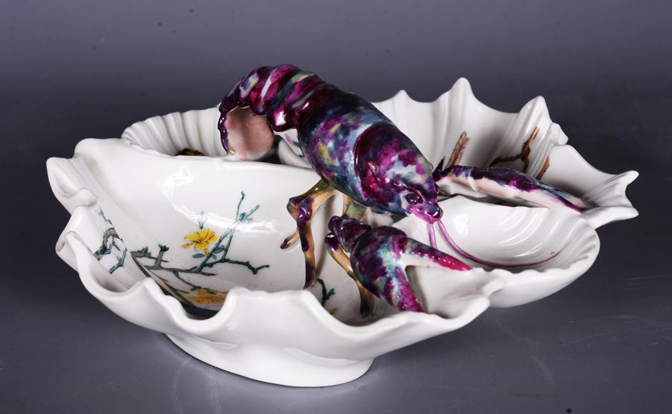 ESCALIER DE CRISTAL, Porcelain Serving Dish Decorated with a Crayfish, circa 1880-2