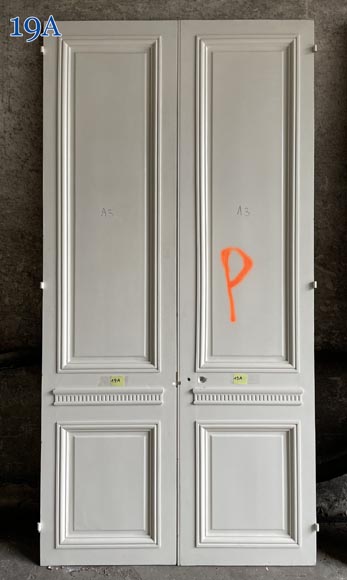 Carved, regilded and white-painted wooden paneling-15