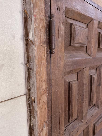 Spannish oak door with frame, 18th century-5