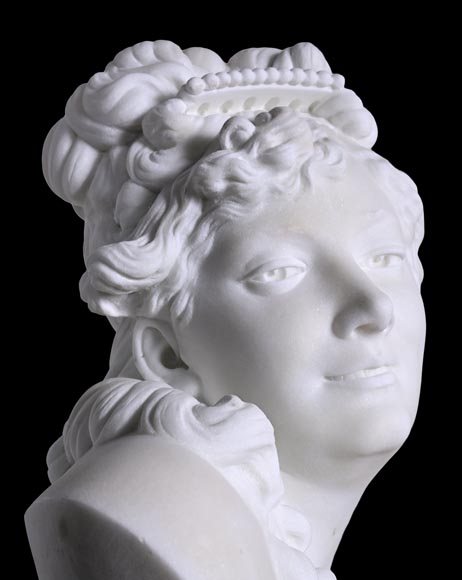 Joseph FRUGONI, Bust of a woman or Aphrodite Joseph FRUGONI, Bust of a woman or Aphrodite-4