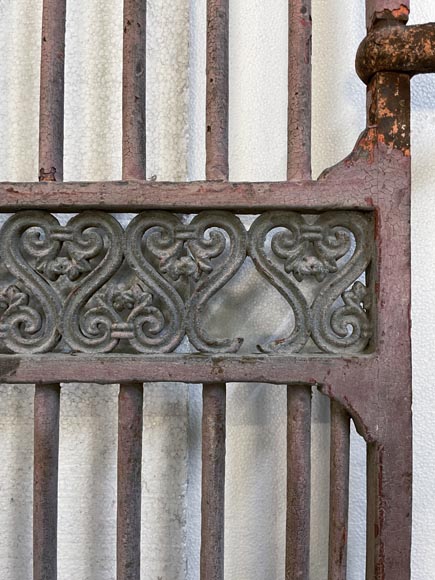 19th century butcher's facade in cast iron and iron-14