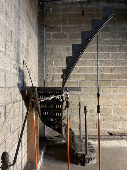 Double Quarter-Turn Staircase and Walkway in Cast Iron and Wrought Iron, 1865  -12