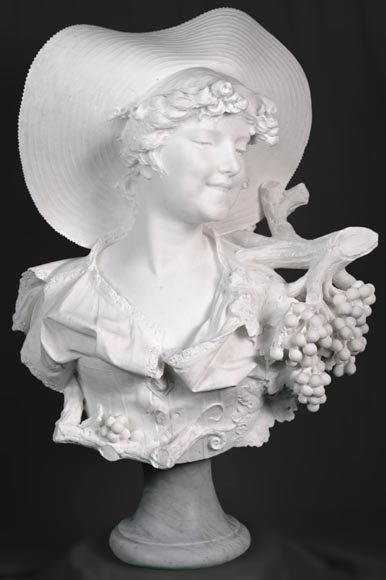 F. SAUL, Jeune fille au chapeau dans les vignes, carved bust in Carrara marble-2