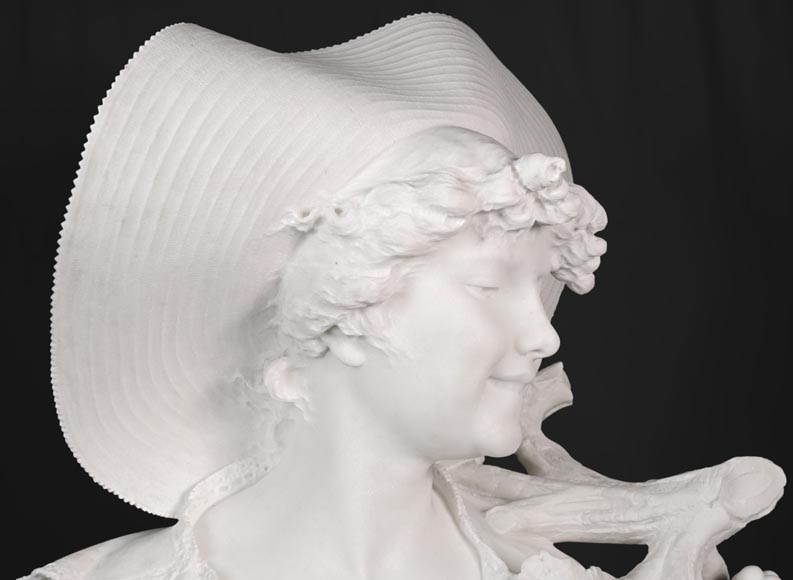 F. SAUL, Jeune fille au chapeau dans les vignes, carved bust in Carrara marble-3