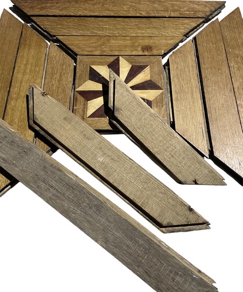 Lots of 105 m² in herringbone pattern, large sawtooth frieze and star motifs-6