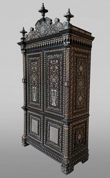 Rosewood cabinet with bone and light-wood marquetry Rosewood cabinet with bone and light-wood marquetry-1