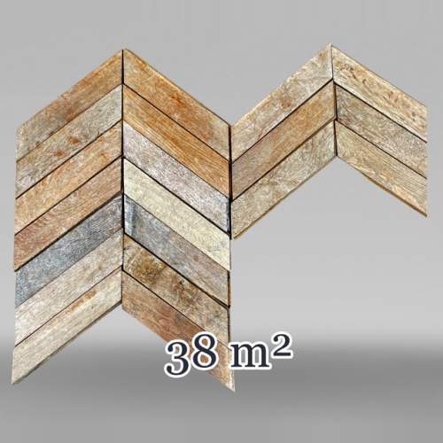 38 m² unit with herringbone parquet flooring