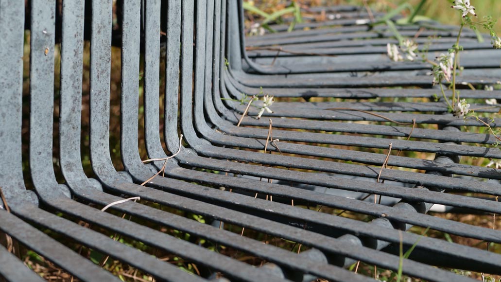 Circular bench for the perimeter of a tree-5