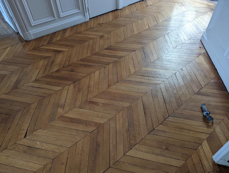 15 m² lot of oak herringbone parquet-2