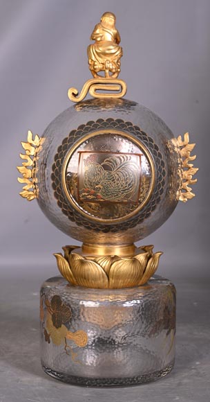 L’Escalier de CRISTAL – Japonist Glass Clock in the Shape of a Sphere Emerging from a Lotus Flower-3