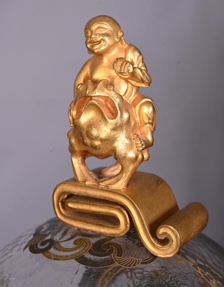 L’Escalier de CRISTAL – Japonist Glass Clock in the Shape of a Sphere Emerging from a Lotus Flower-4