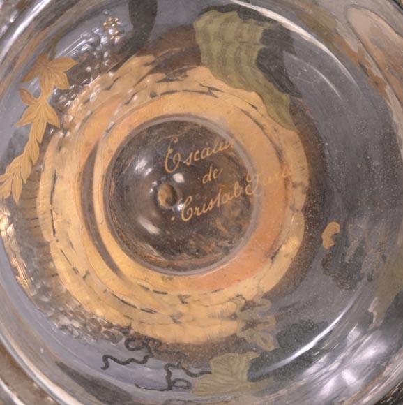L’Escalier de CRISTAL – Japonist Glass Clock in the Shape of a Sphere Emerging from a Lotus Flower-15