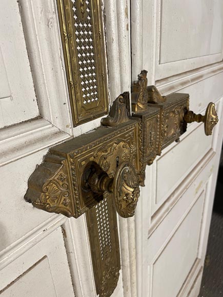 Large moulded double door with gilded Napoleon III lock-2