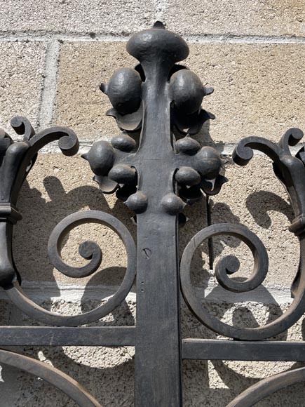 Napoleon III-style wrought iron double gate, 19th century-3