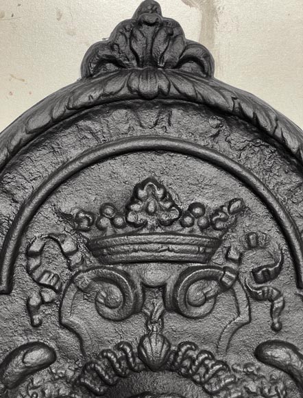 Fireplace plaque with snakes, bearing the arms of Colbert-3