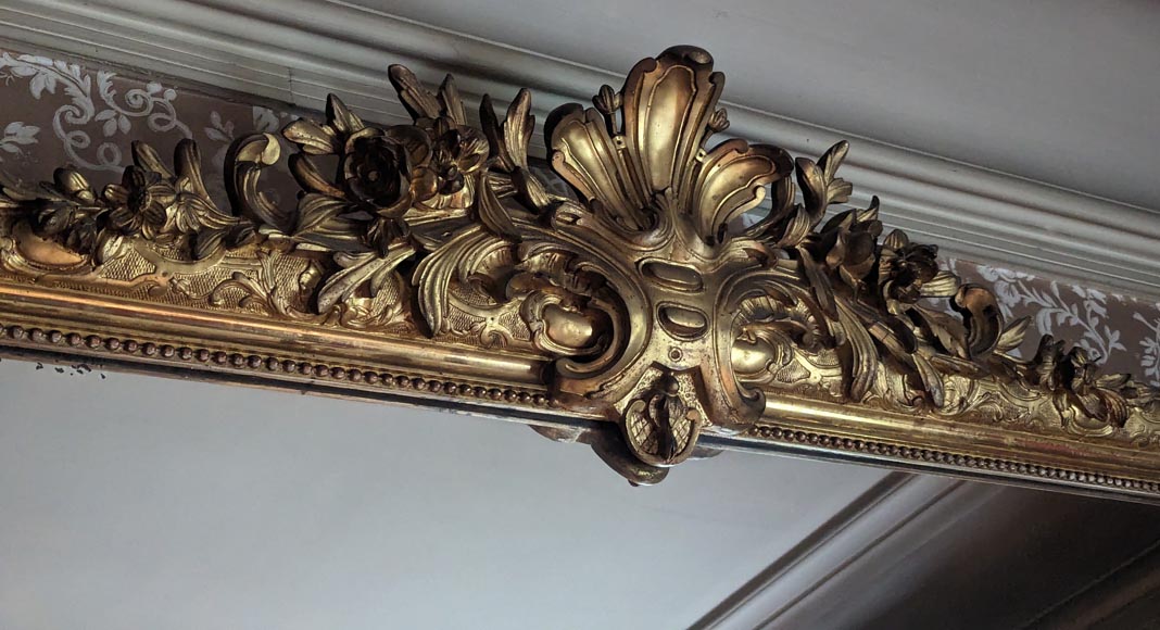 Large Regence style gilded trumeau surmounted by a palm leaf-2