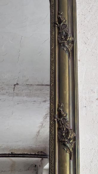 Louis XV style trumeau adorned with a palmette in gilded paint-2