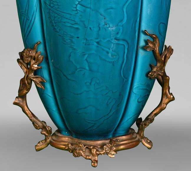 Théodore DECK, Two Japanese-style four-lobed vases, one with a frame, circa 1875-6