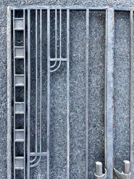 Double Cast Iron Gate – Art Deco Style Double Cast Iron Gate – Art Deco Style-3