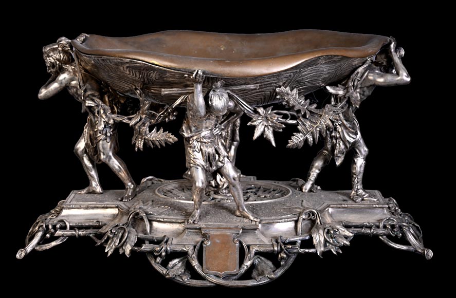 CAILAR, BAYARD & CIE – Table centerpiece featuring Native Americans CAILAR, BAYARD & CIE – Table centerpiece featuring Native Americans-7