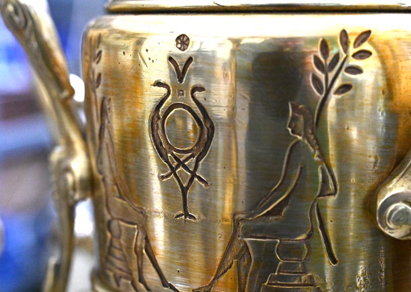 Gilded Bronze Égyptomania Chandelier Gilded Bronze Égyptomania Chandelier-6