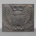 Art Deco fireback by Lucas, decorated with an owl