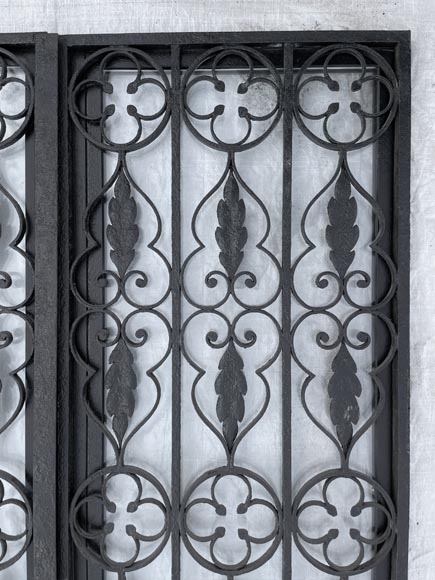 Napoleon III period openwork wrought-iron double door with its frame. Napoleon III period openwork wrought-iron double door with its frame.-1