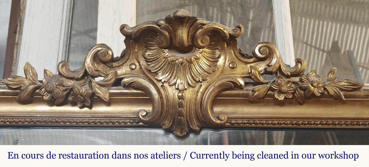 Napoleon III style gilded trumeau, decorated with a shell-1